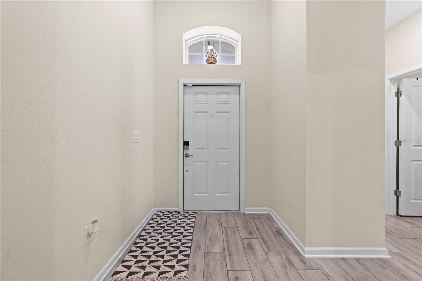 Image 6 of 53 For 1729 Chatsworth Circle