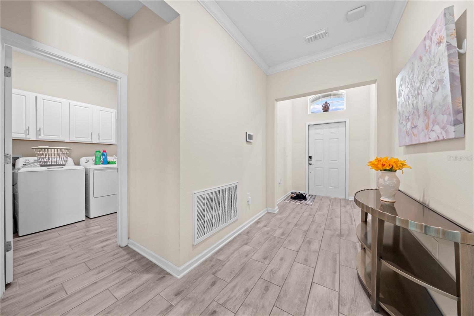 Image 7 of 53 For 1729 Chatsworth Circle