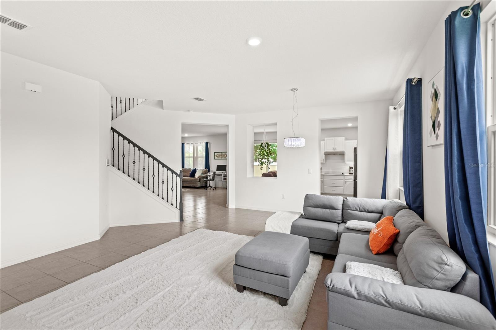 Image 10 of 34 For 8018 Bowery Drive