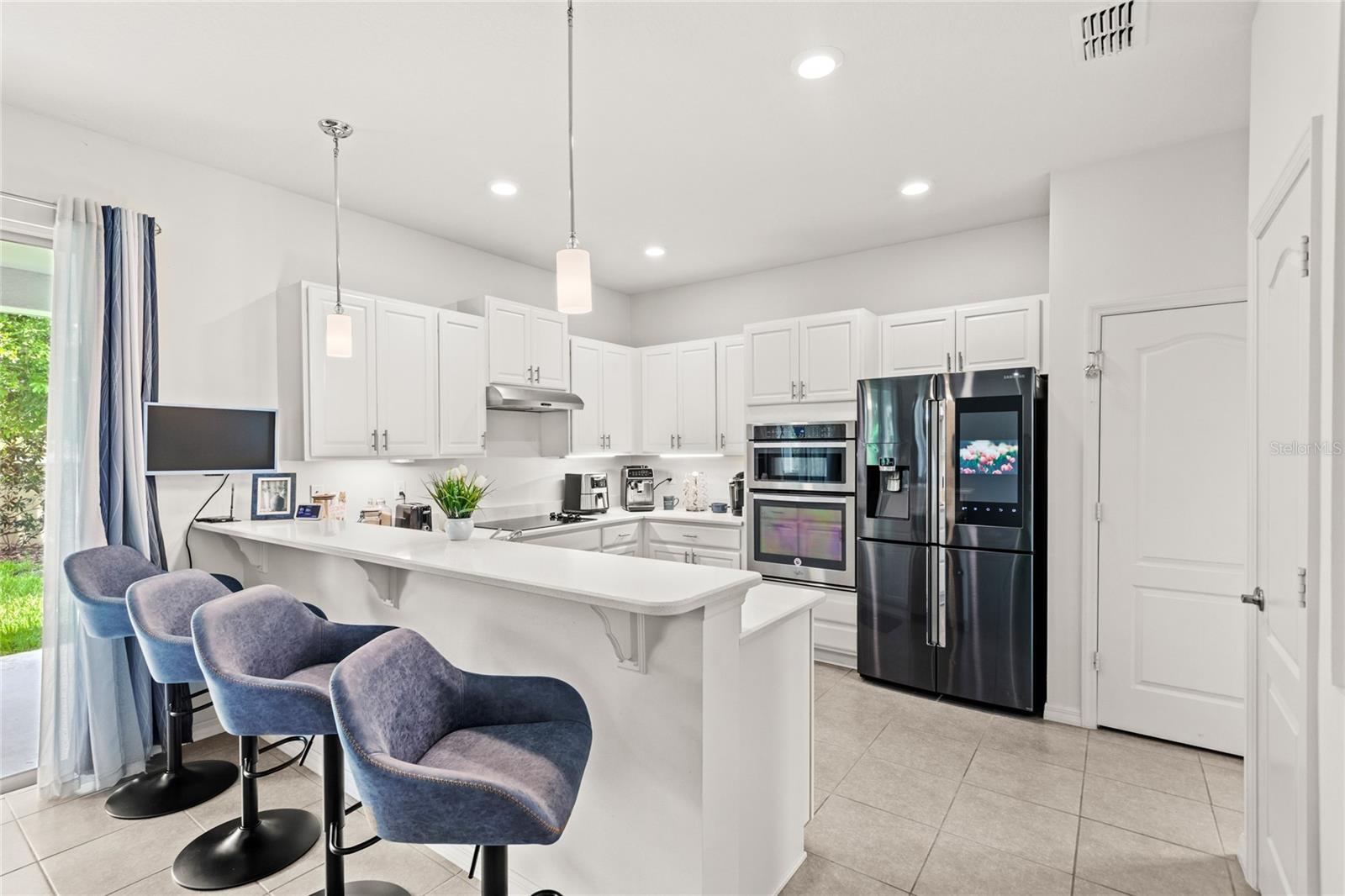 Image 6 of 34 For 8018 Bowery Drive