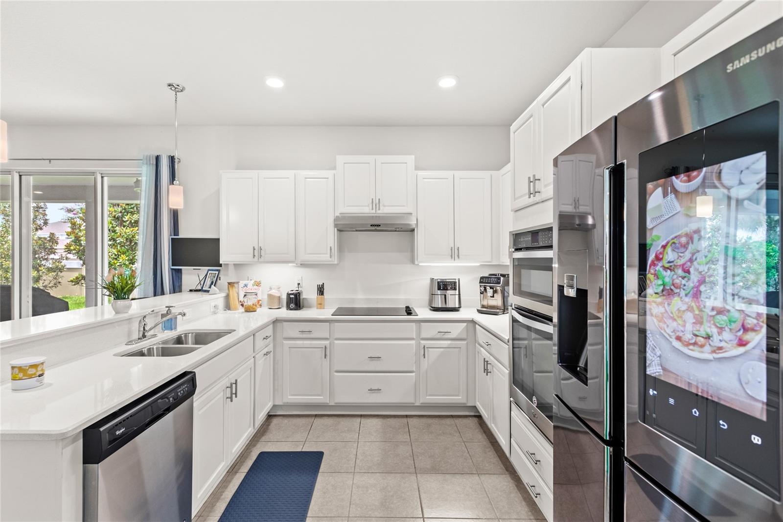 Image 7 of 34 For 8018 Bowery Drive