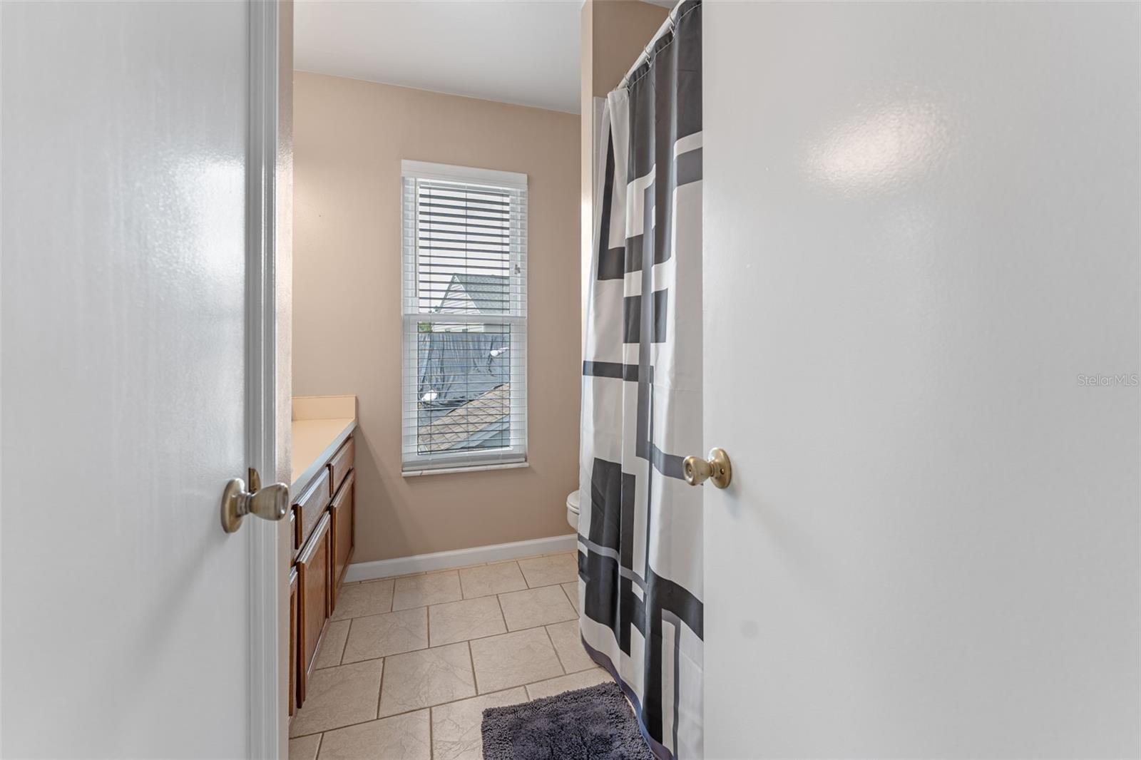 Image 16 of 28 For 1041 Mccully Court