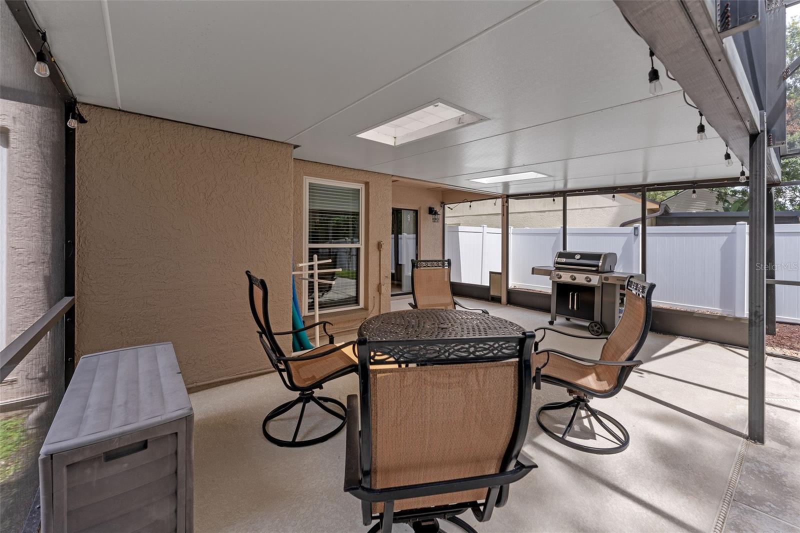 Image 18 of 28 For 1041 Mccully Court