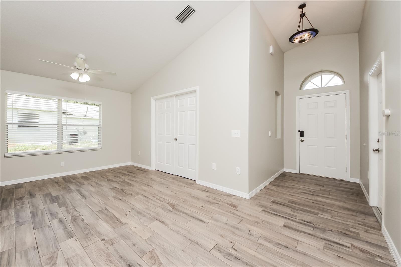 Image 4 of 16 For 1186 Eden Drive