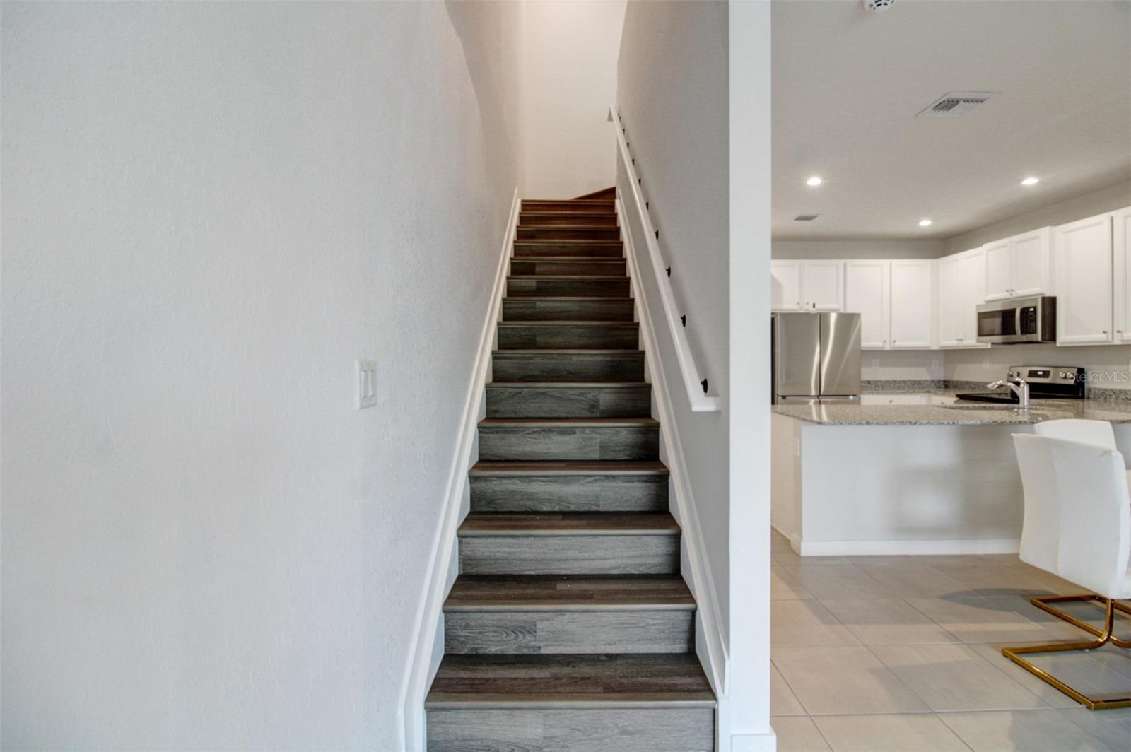 Image 18 of 41 For 10844 232nd Terrace
