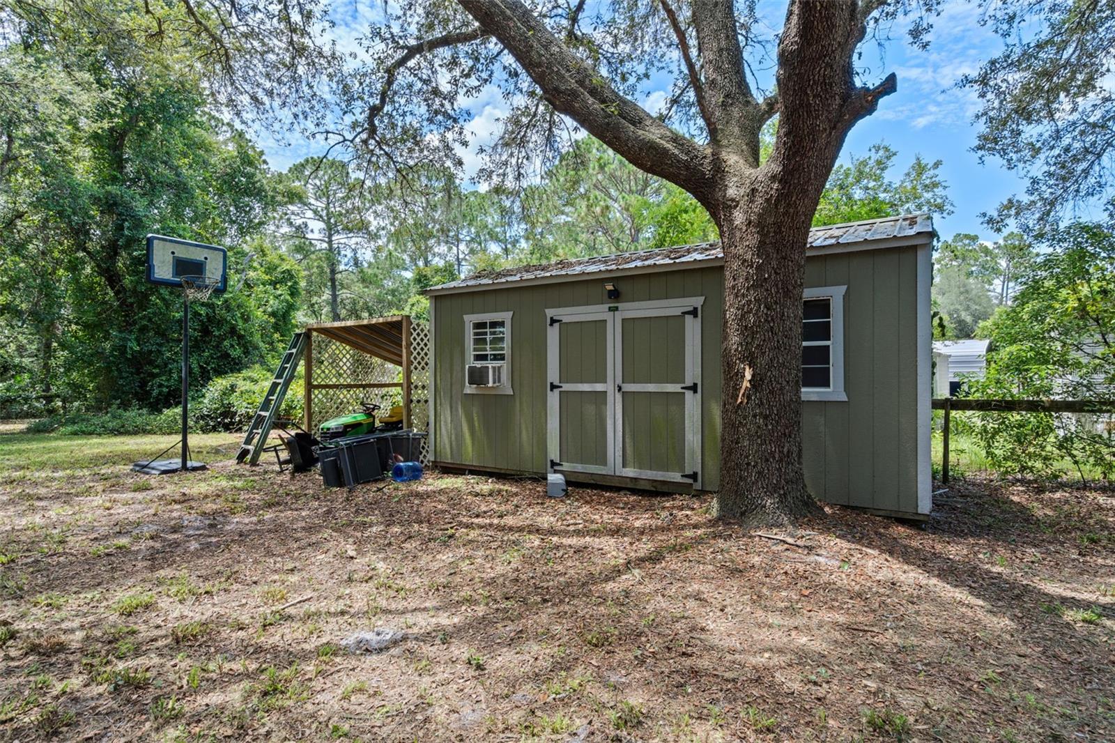 Image 37 of 44 For 31315 Benton Drive