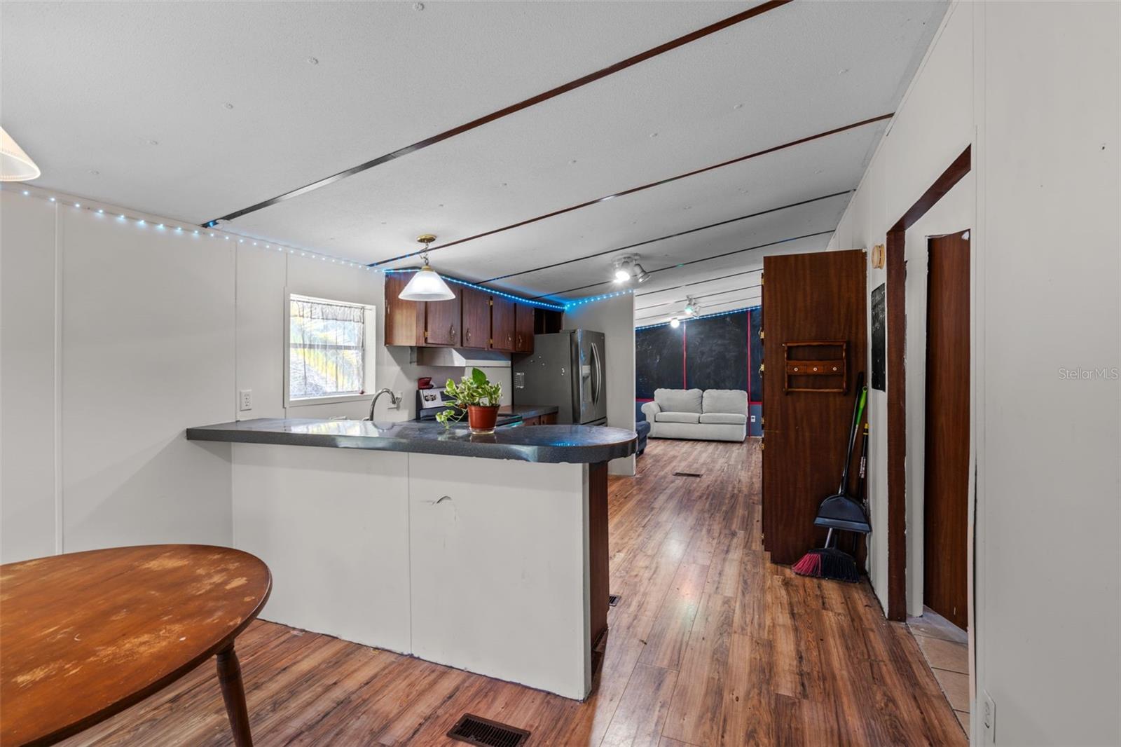Image 8 of 44 For 31315 Benton Drive