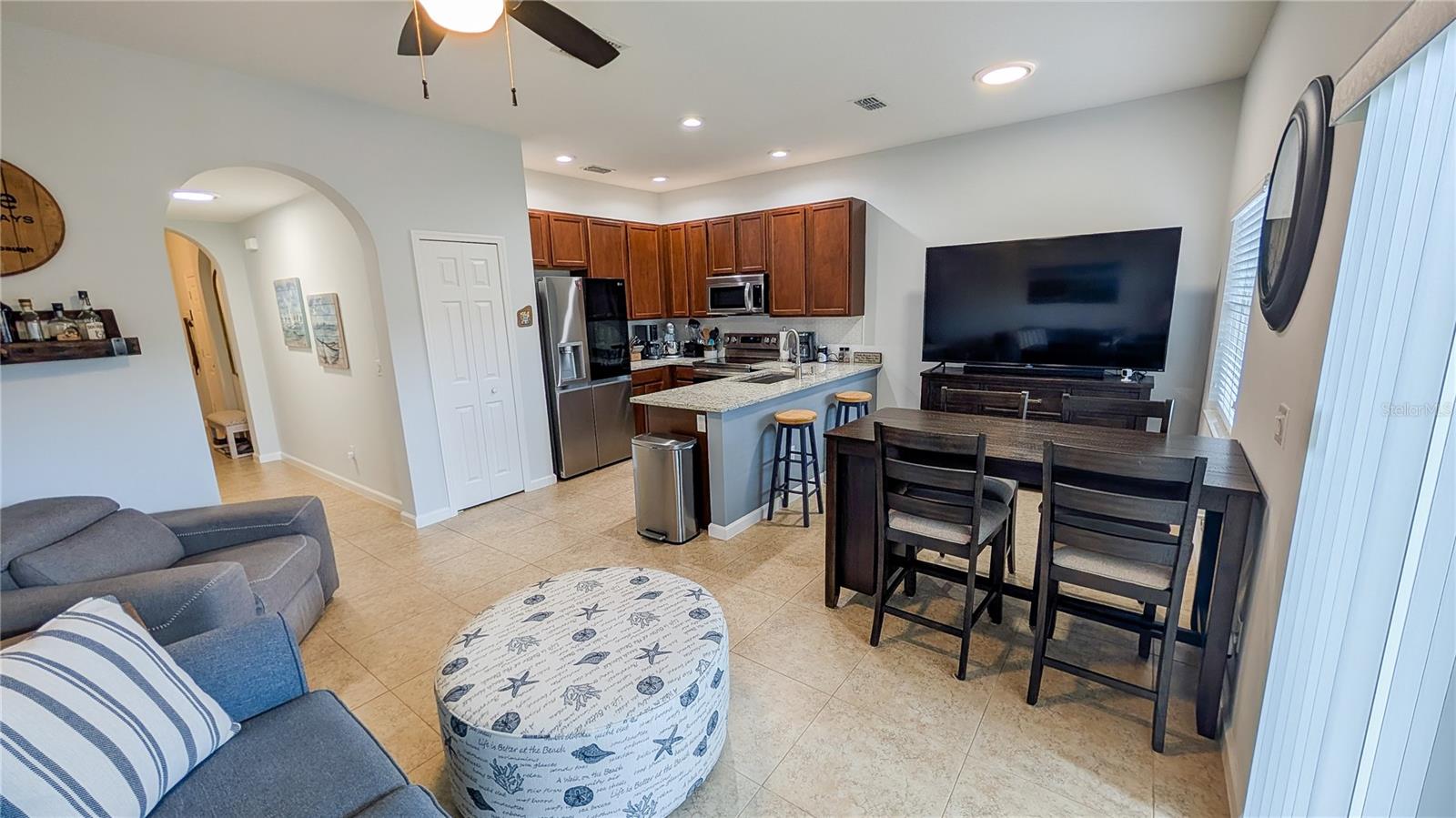 Image 4 of 22 For 1313 Heritage Commons Drive
