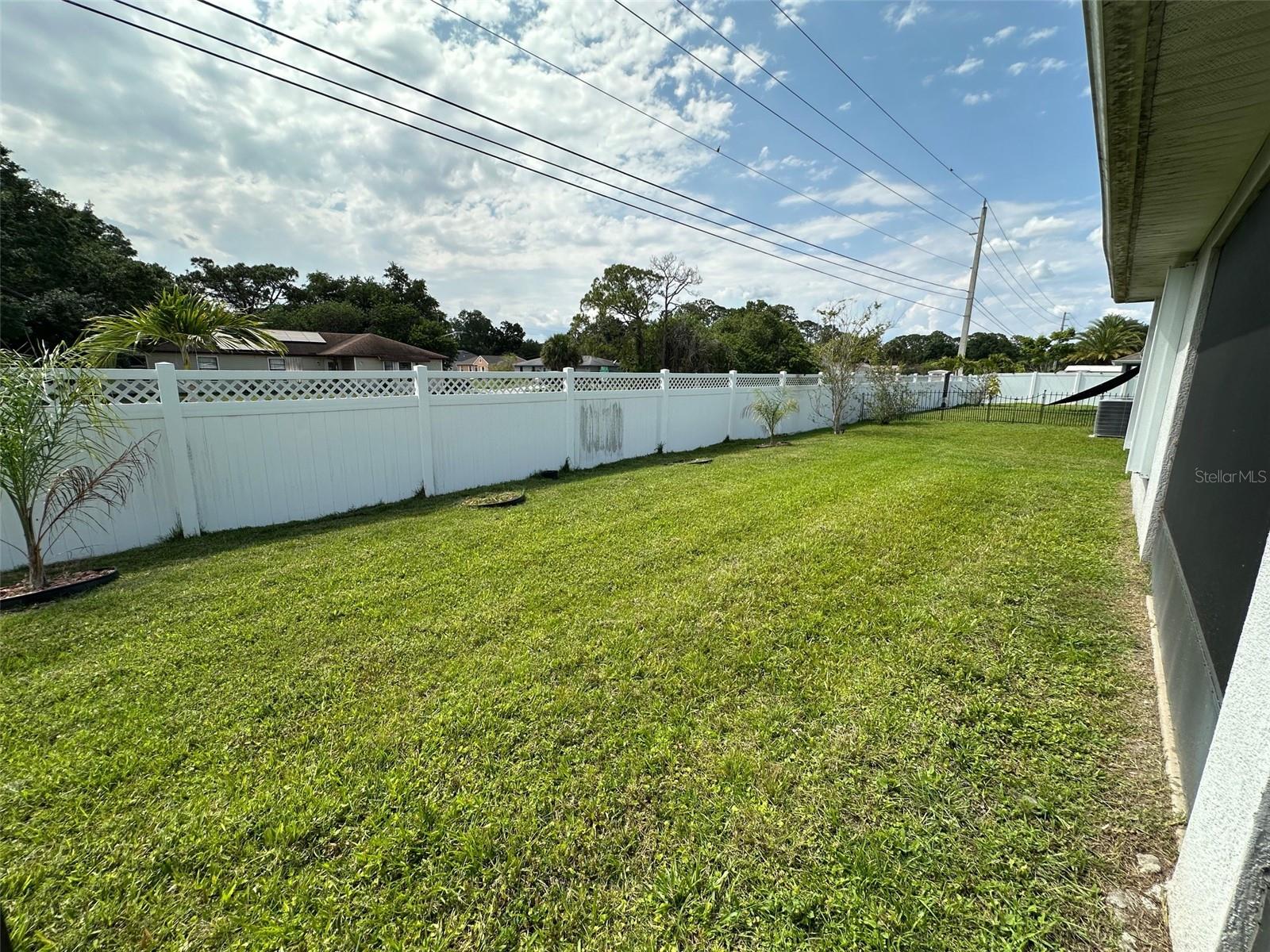 Image 18 of 18 For 220 Nardo Avenue Sw