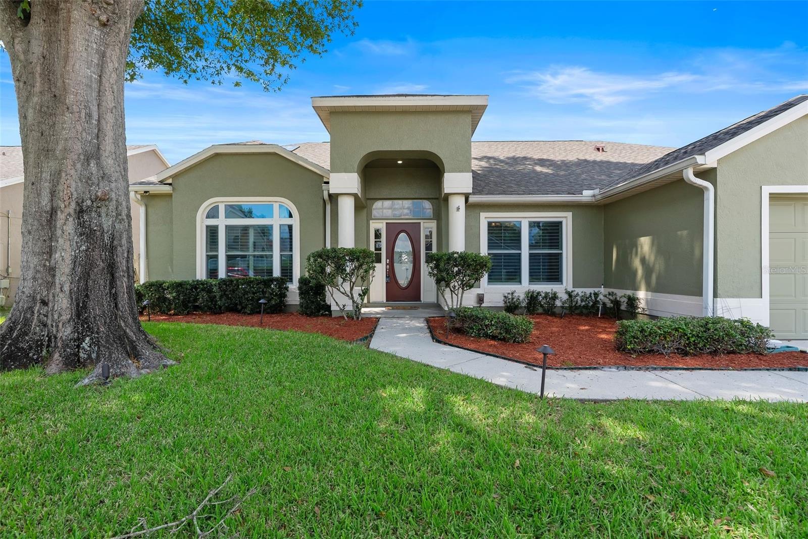 Image 3 of 38 For 12910 Forestedge Circle