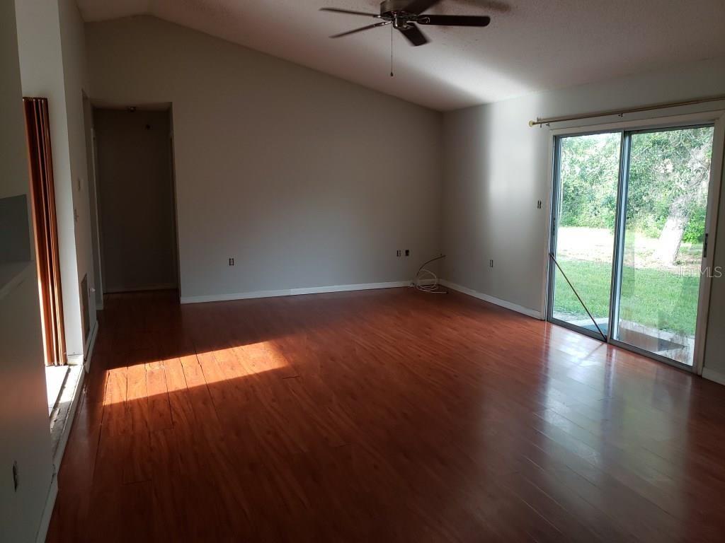 Image 4 of 11 For 3314 Shalimar Circle