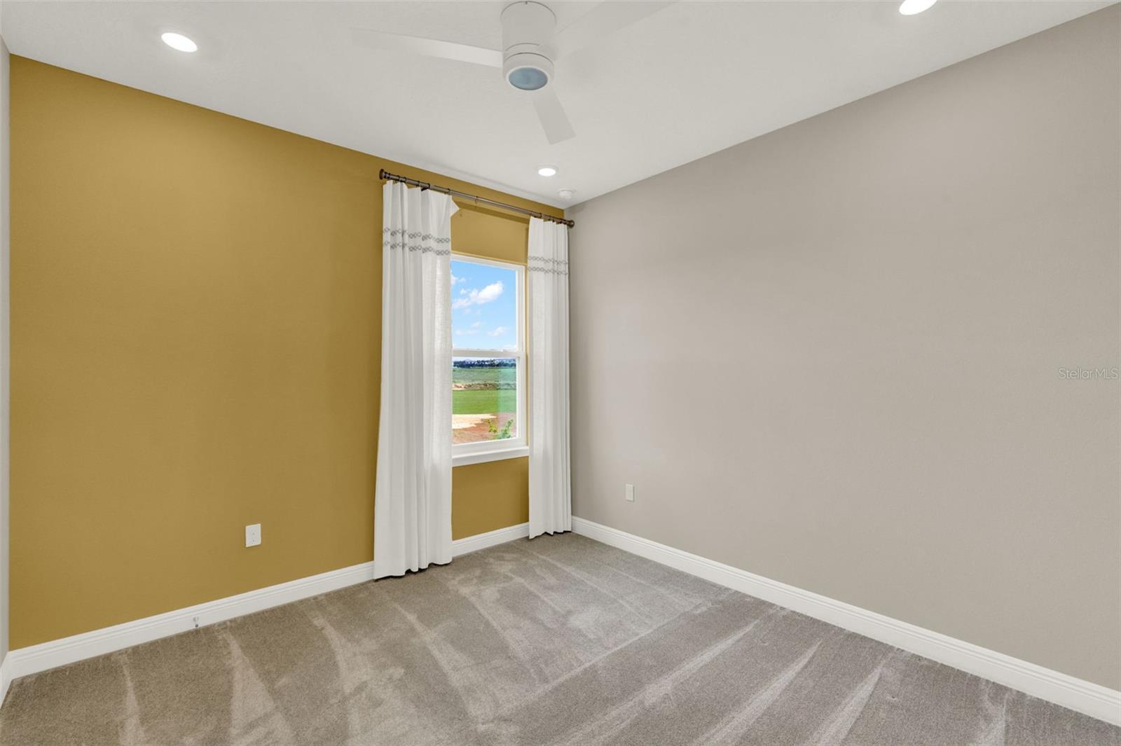 Image 16 of 22 For 2063 Keystone Pass Boulevard