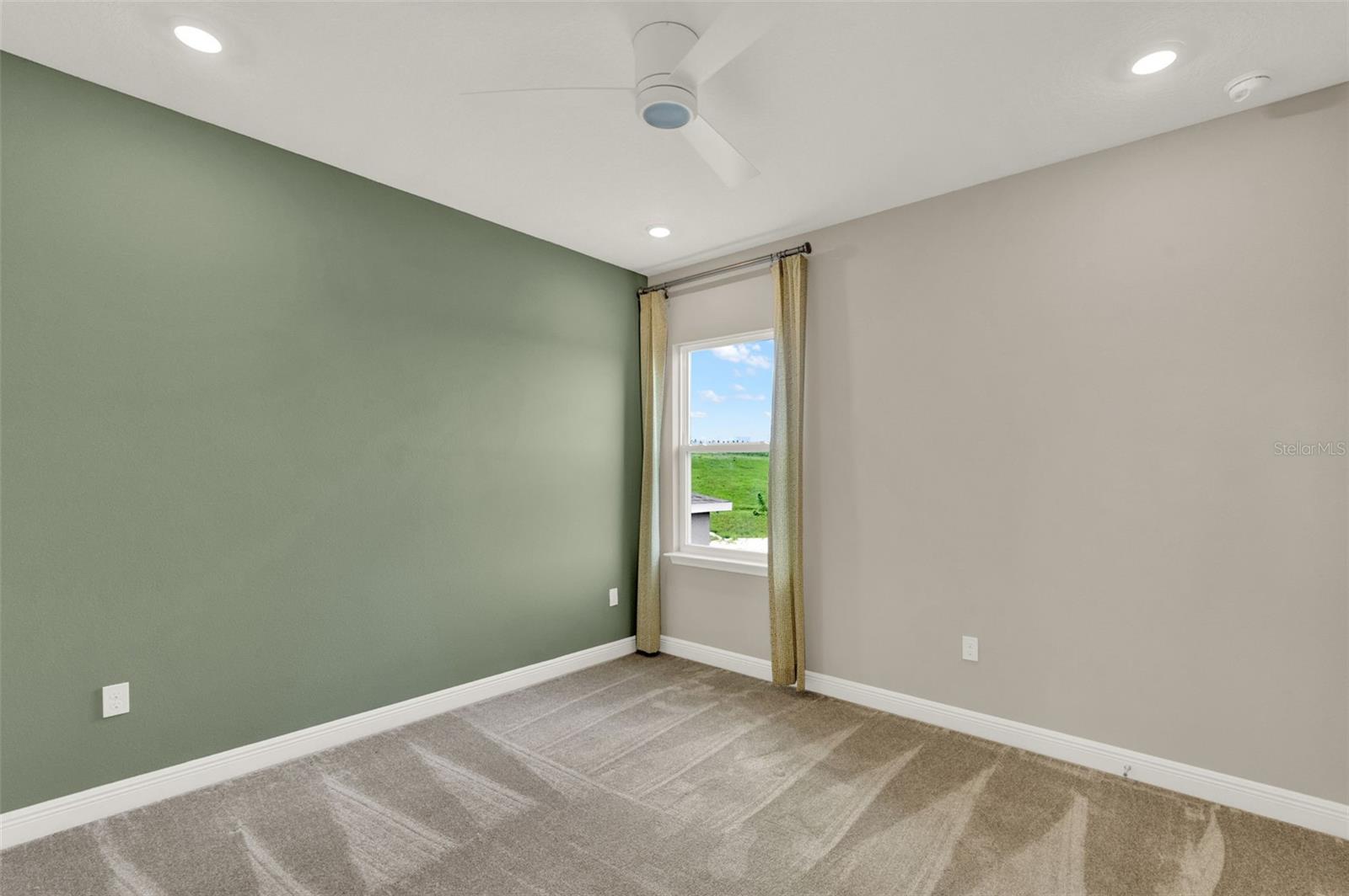 Image 18 of 22 For 2063 Keystone Pass Boulevard