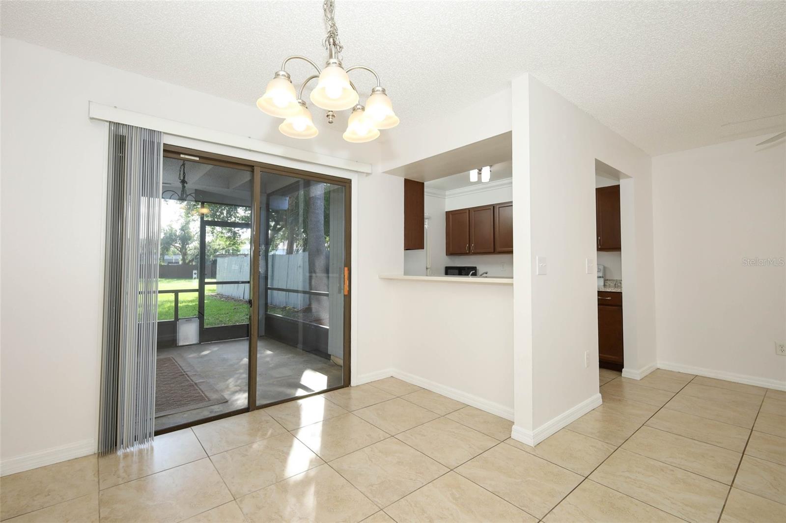 Image 15 of 56 For 2517 Windward Way