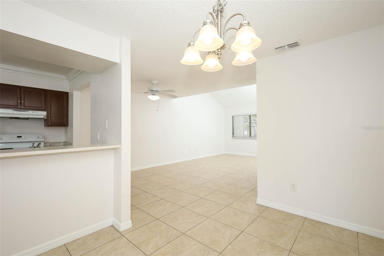 Image 16 of 56 For 2517 Windward Way
