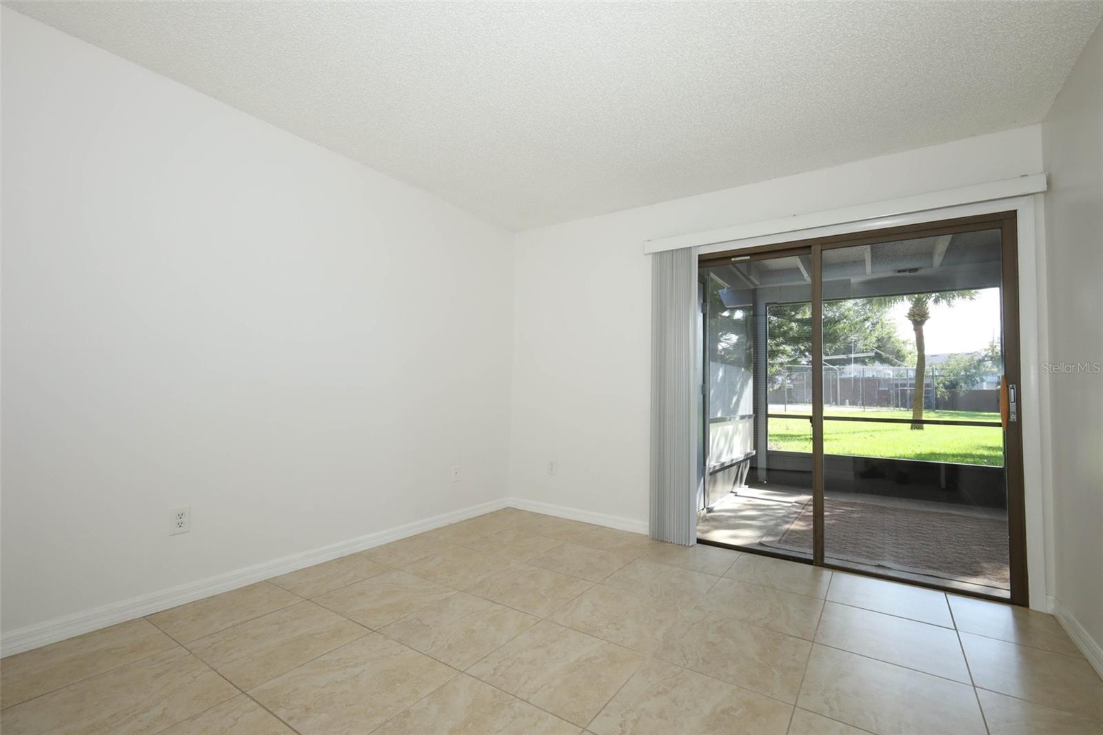 Image 23 of 56 For 2517 Windward Way