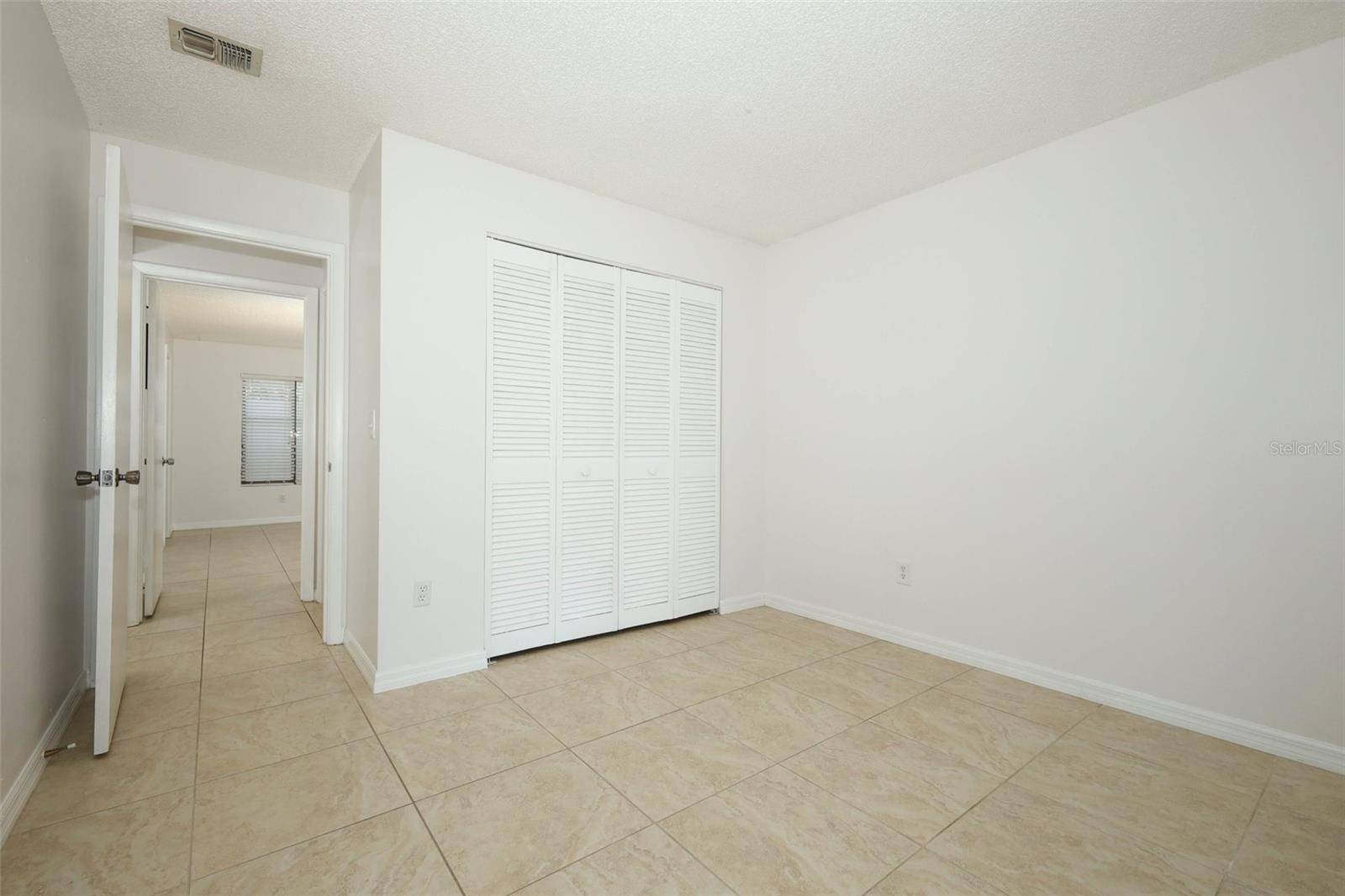 Image 26 of 56 For 2517 Windward Way