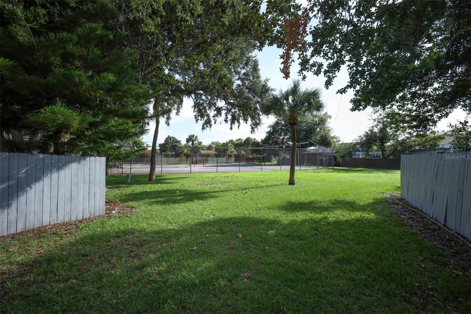 Image 33 of 56 For 2517 Windward Way