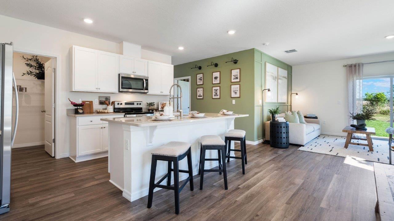 Image 13 of 29 For 5722 Somerset Drive