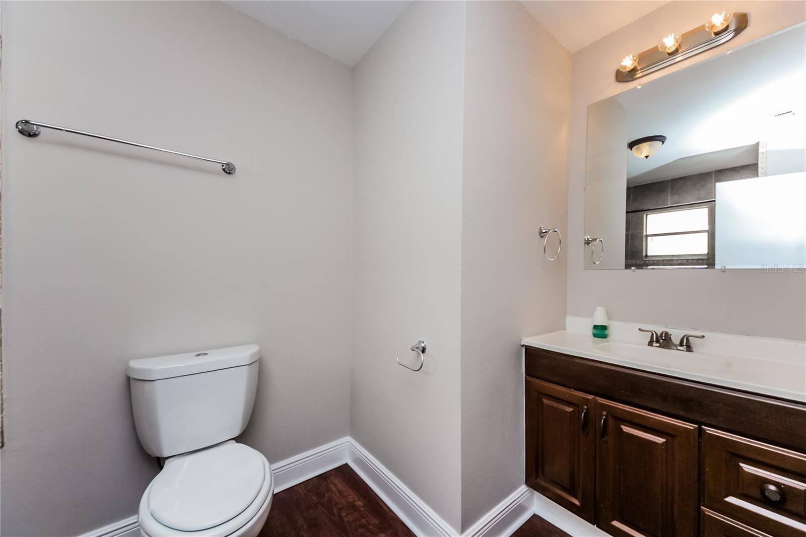 Image 11 of 15 For 10851 Waterford Court