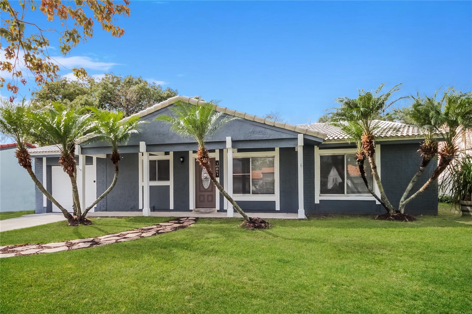 Image 3 of 15 For 10851 Waterford Court