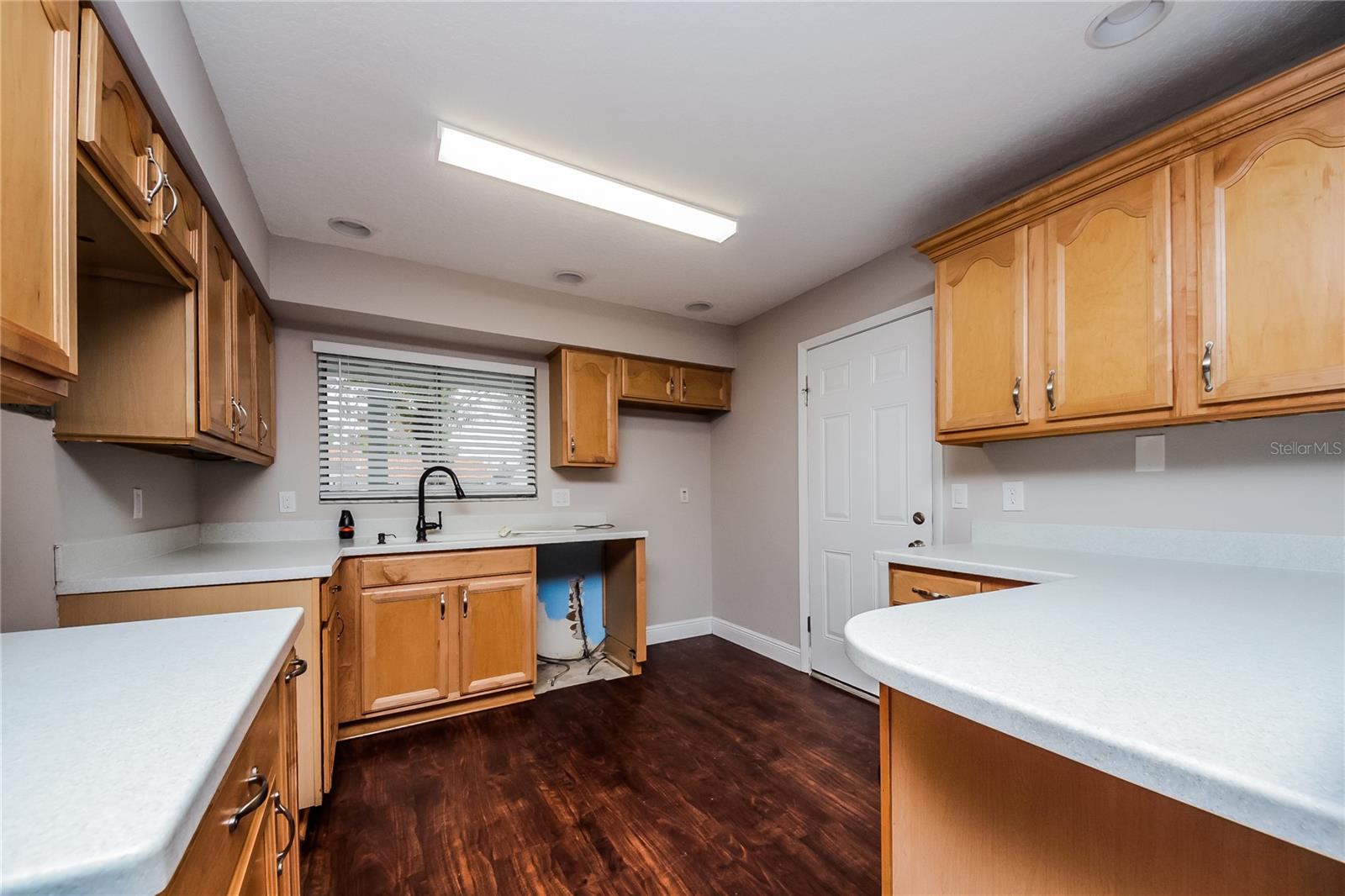 Image 6 of 15 For 10851 Waterford Court