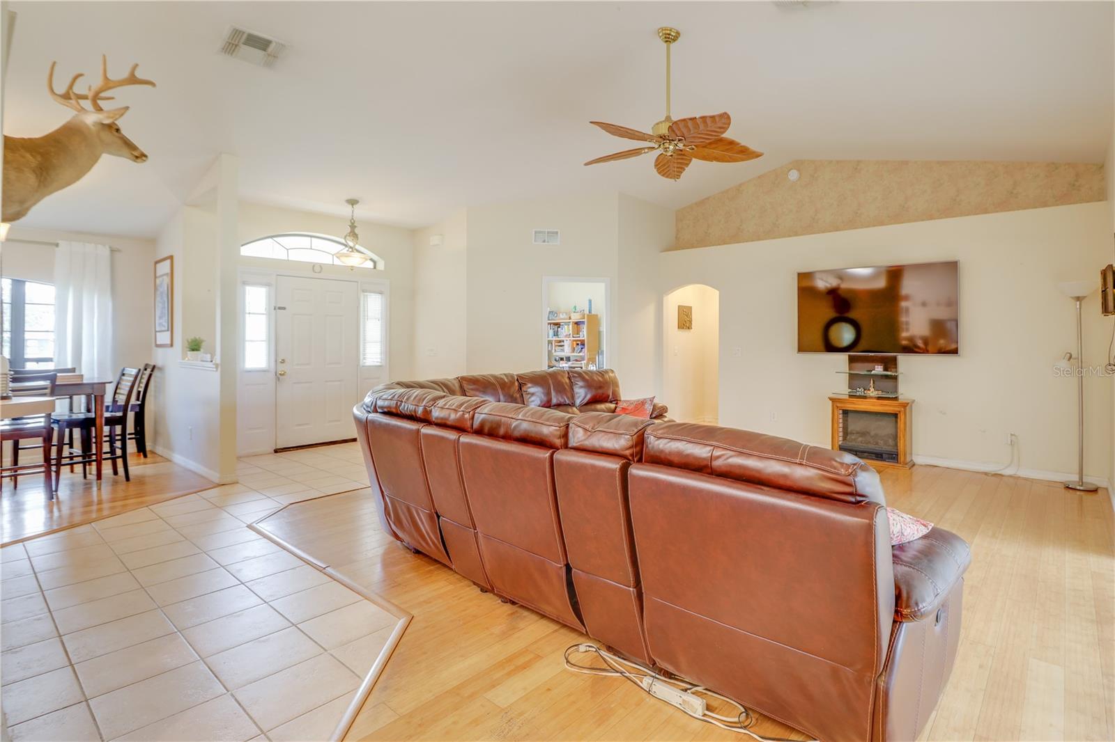 Image 8 of 26 For 4840 107th Lane