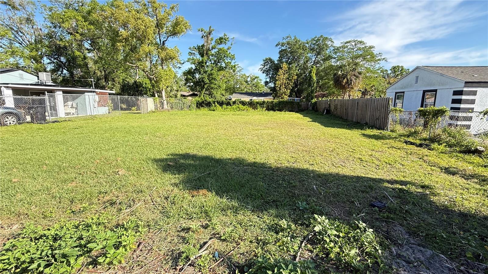 Image 3 of 3 For 2831 Livingston Street 19