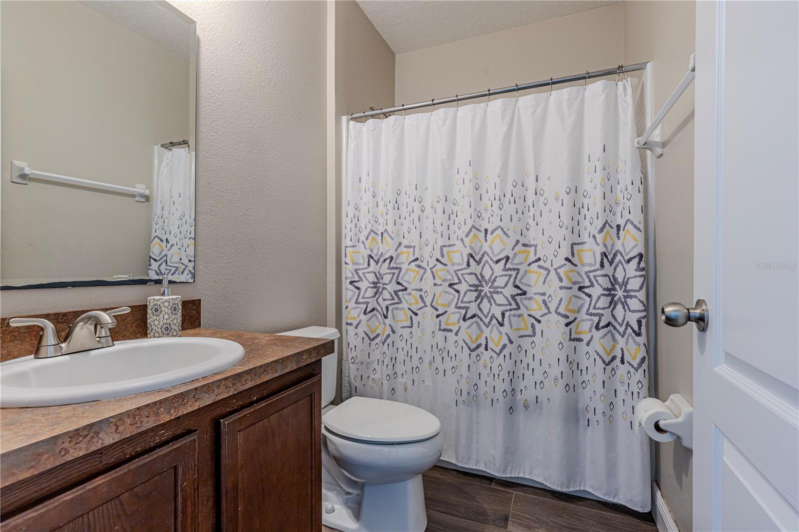 Image 24 of 60 For 3224 Queen Alexandria Drive