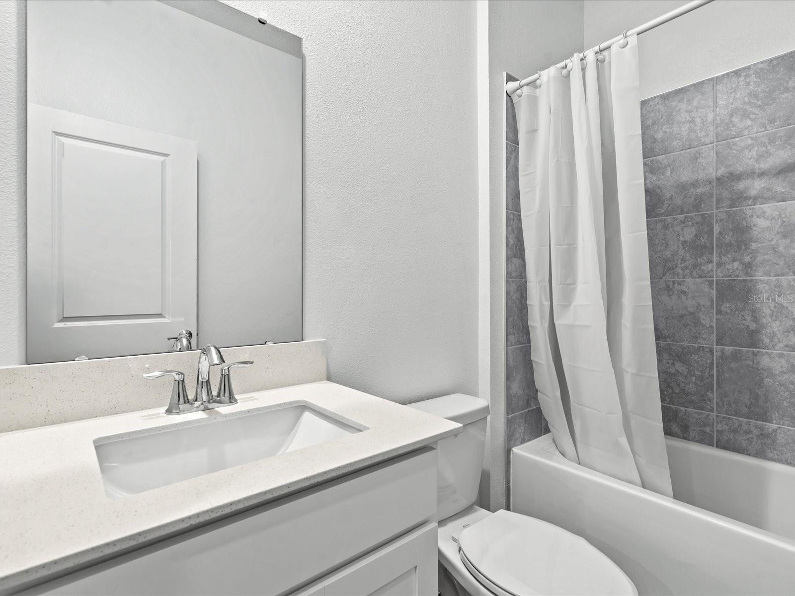Image 21 of 27 For 2952 Armstrong Avenue
