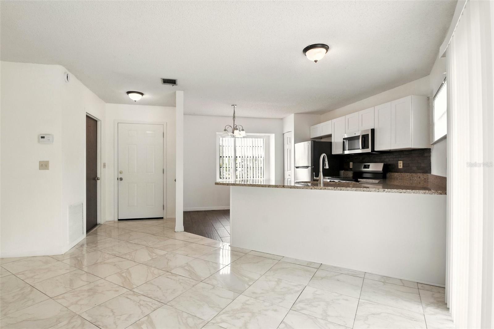 Image 11 of 27 For 4523 Hidden Oak Court