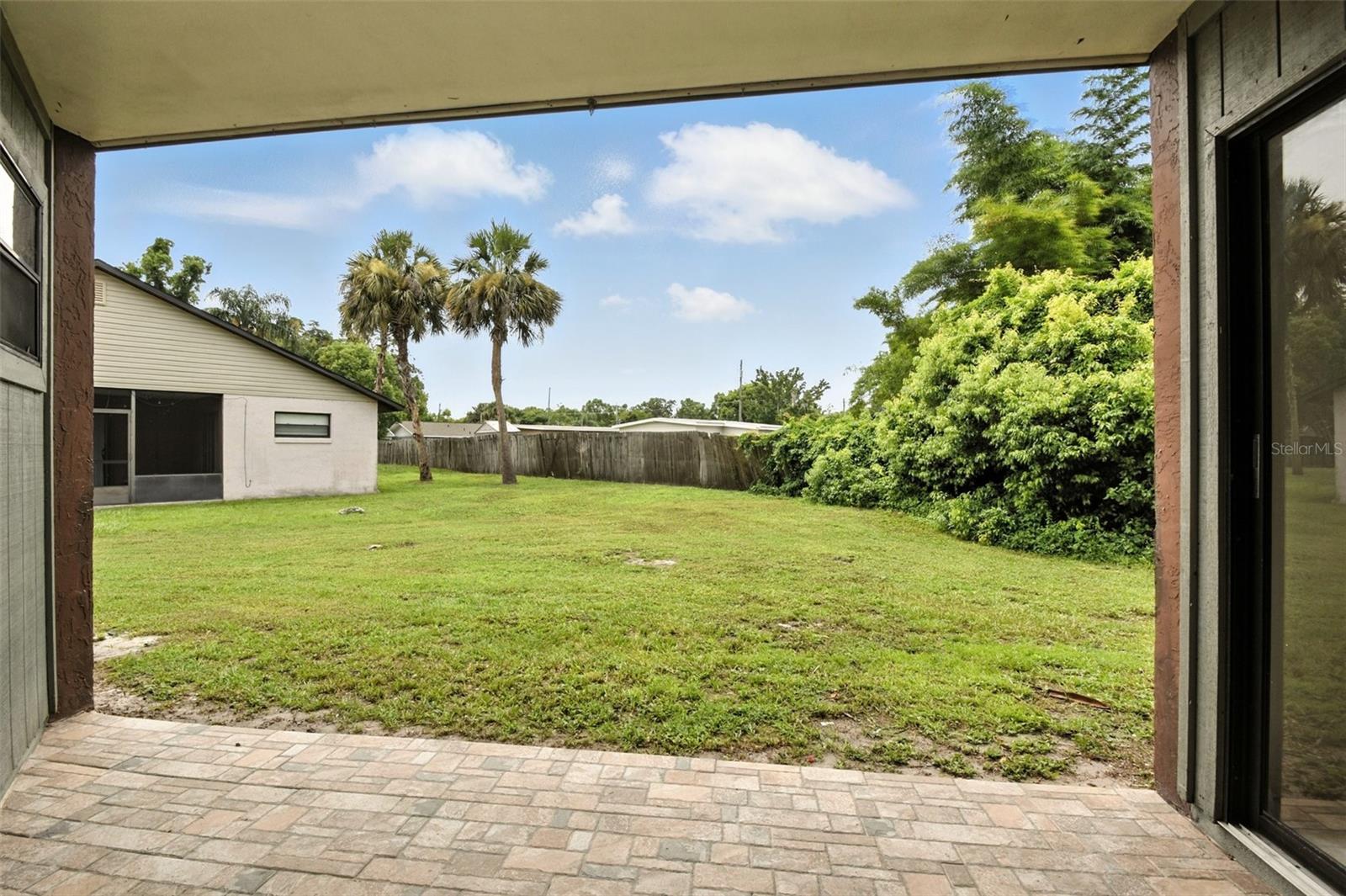 Image 24 of 27 For 4523 Hidden Oak Court