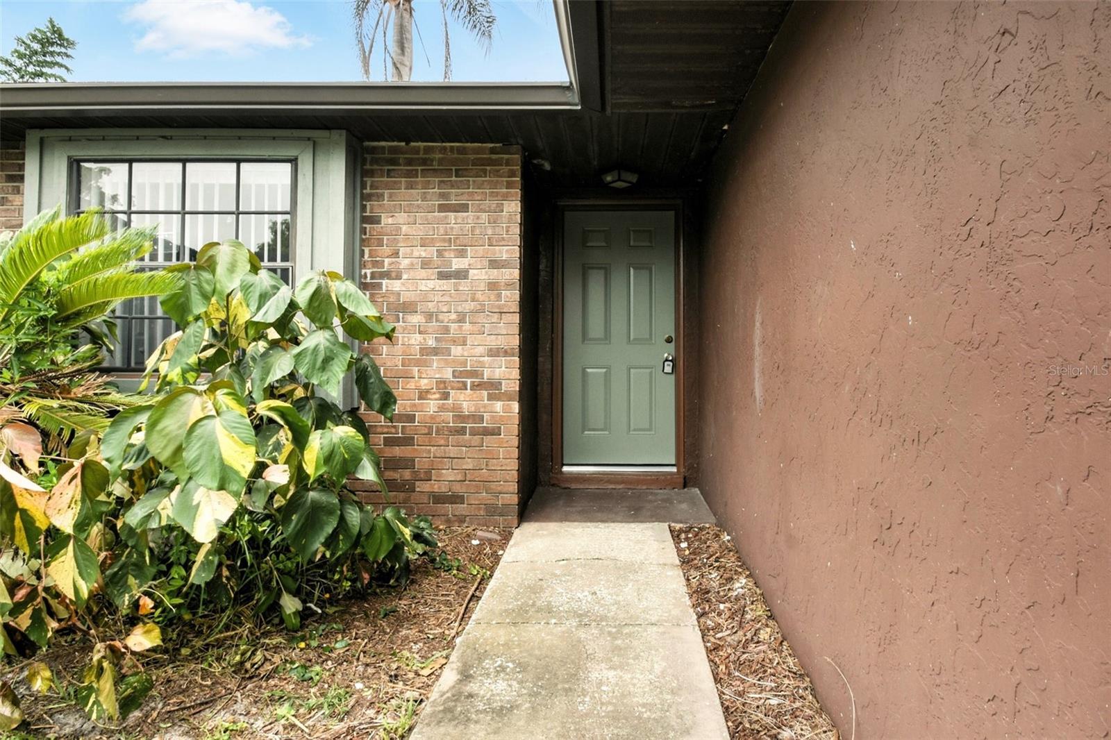 Image 3 of 27 For 4523 Hidden Oak Court