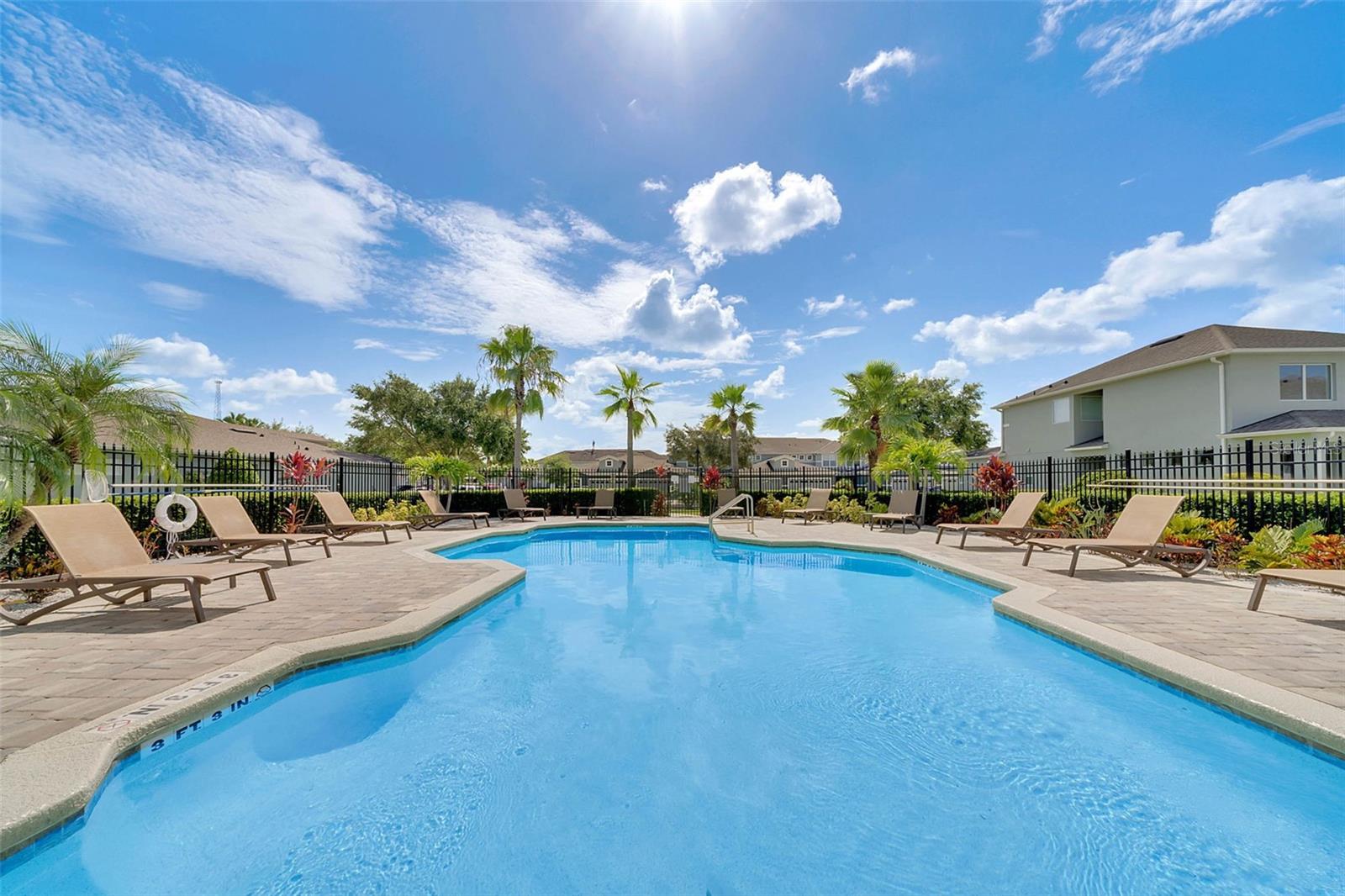 Image 35 of 40 For 811 Featherstone Lane