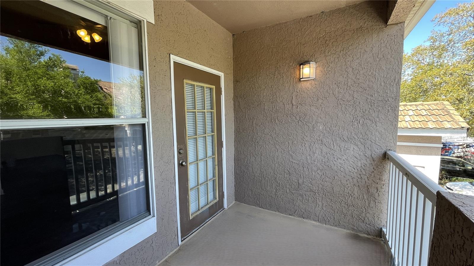 Image 13 of 21 For 17952 Villa Creek Drive