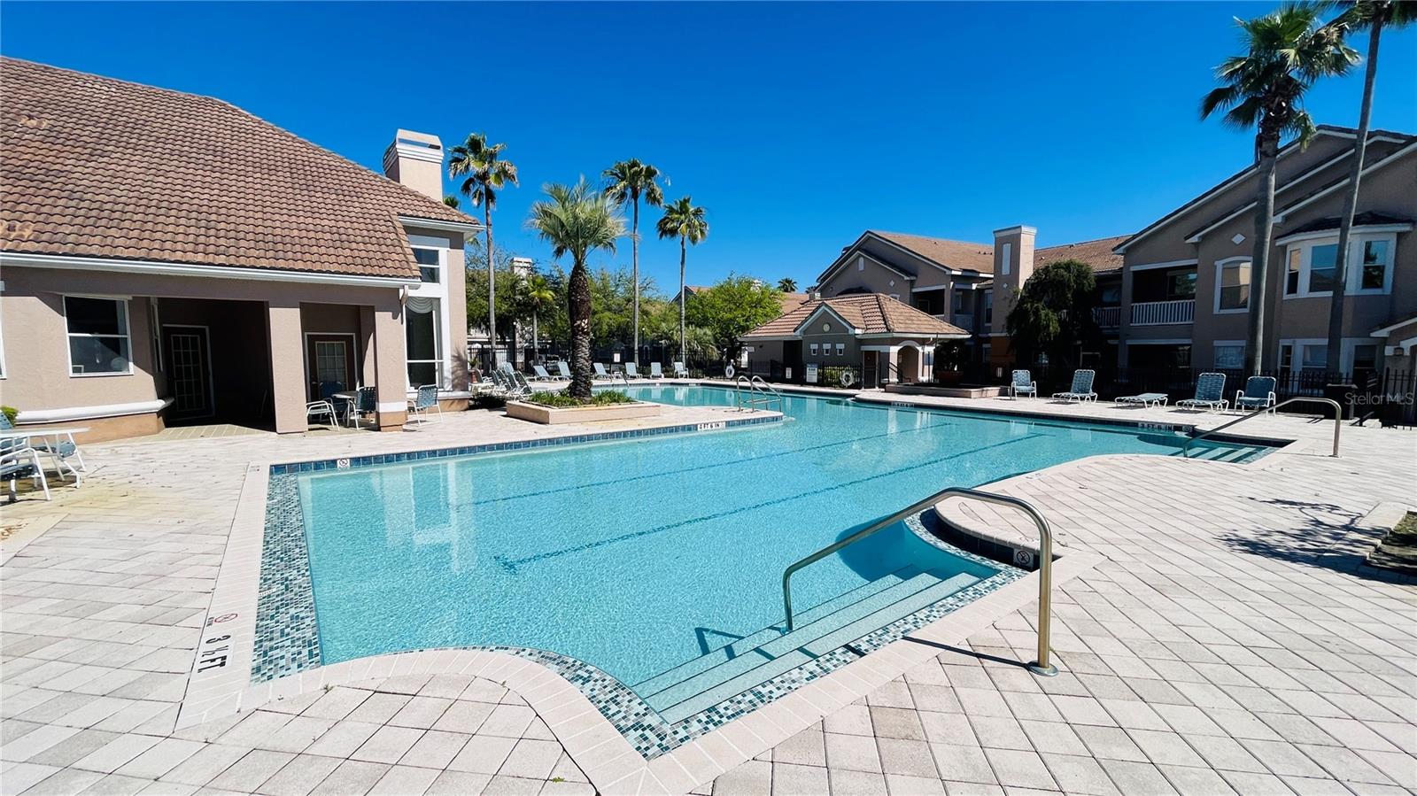 Image 16 of 21 For 17952 Villa Creek Drive