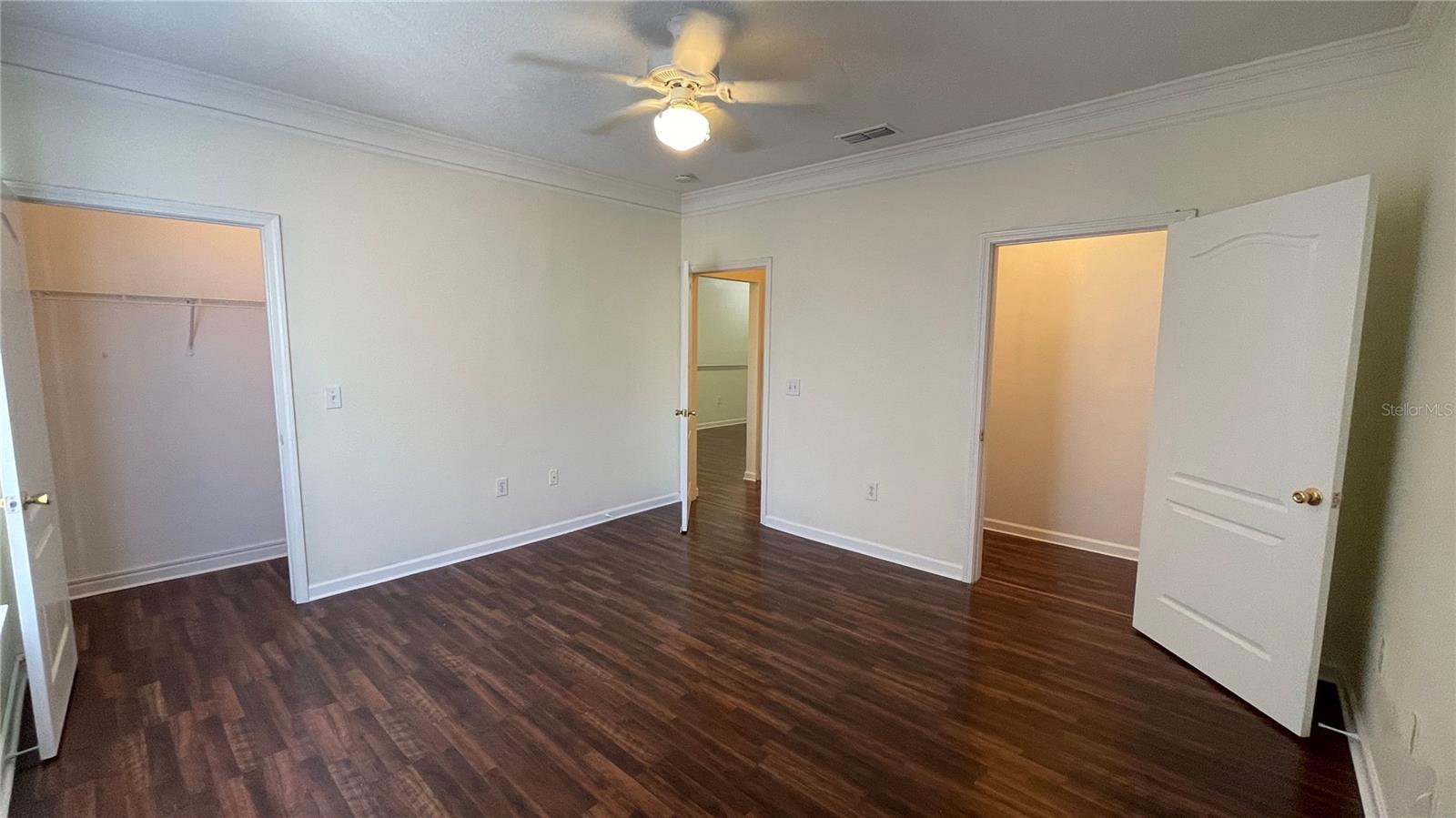 Image 9 of 21 For 17952 Villa Creek Drive