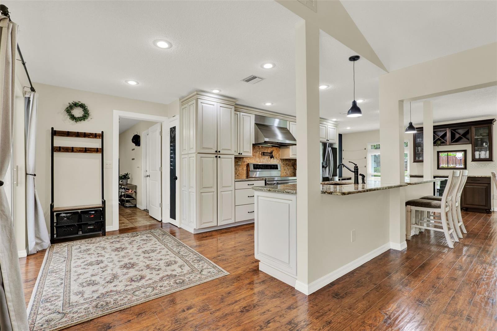 Image 15 of 42 For 1511 Suzanne Way