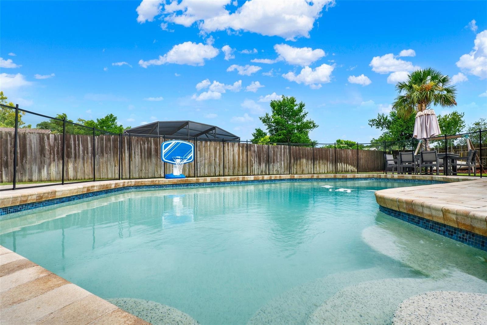 Image 32 of 42 For 1511 Suzanne Way