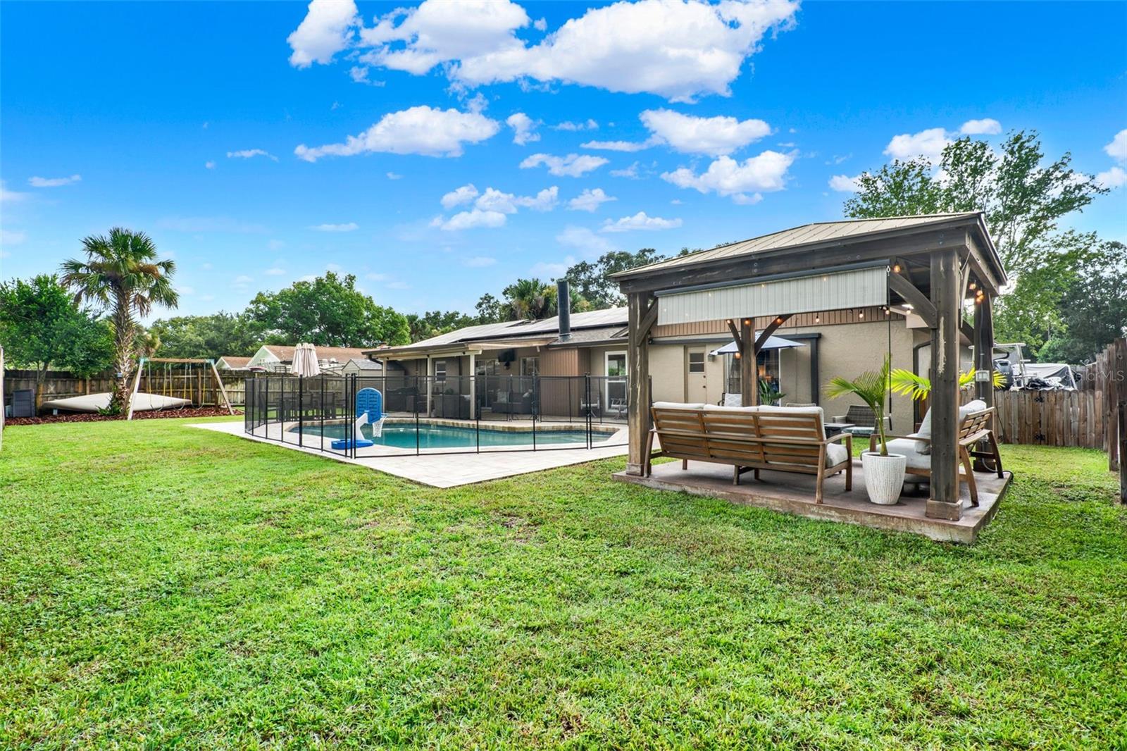 Image 33 of 42 For 1511 Suzanne Way