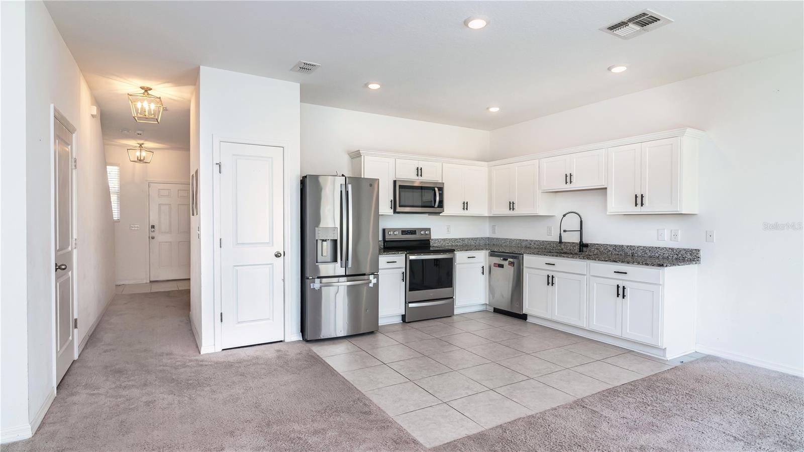 Image 10 of 37 For 1120 Merrill Street