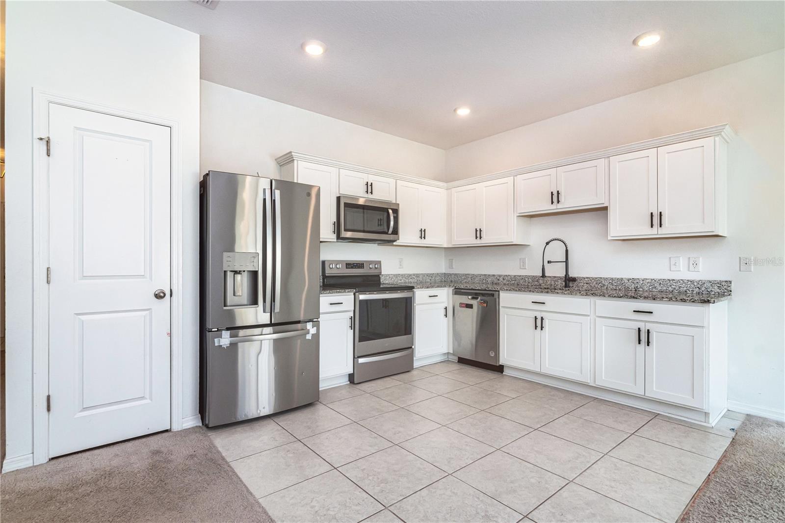 Image 11 of 37 For 1120 Merrill Street