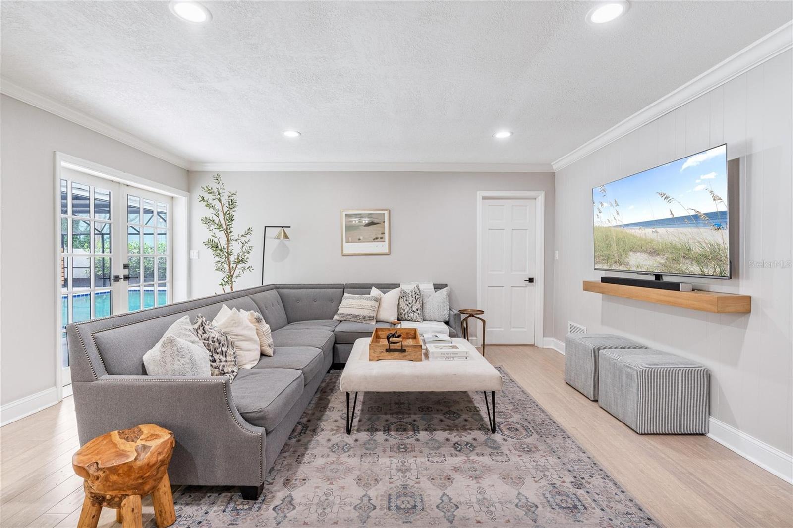 Image 13 of 41 For 2233 Leu Road
