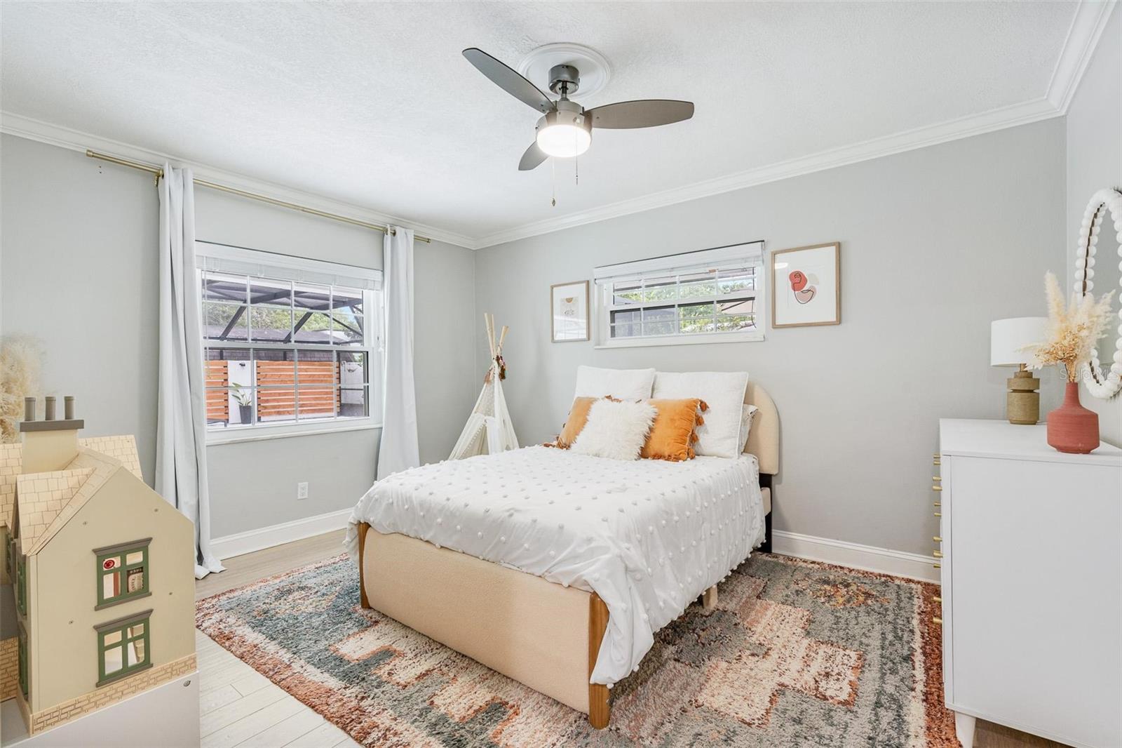 Image 21 of 41 For 2233 Leu Road