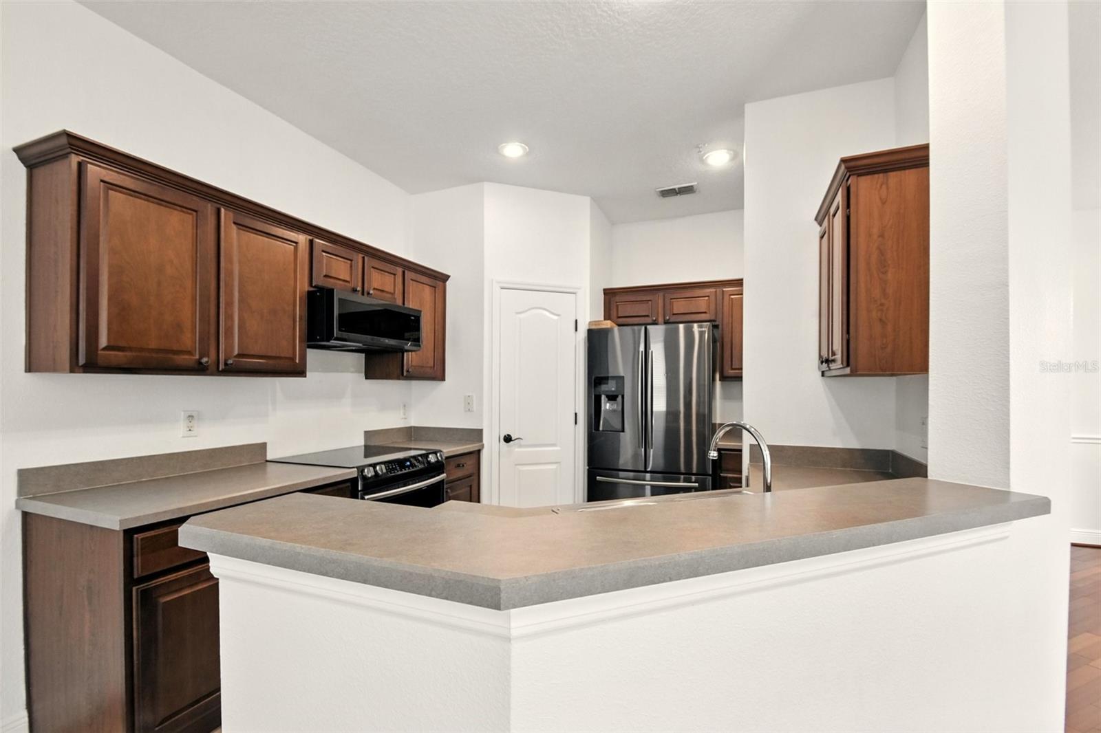 Image 11 of 26 For 3730 San Jacinto