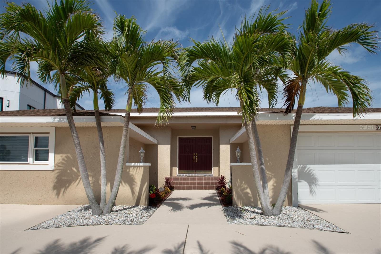 Details for 2504 Hibiscus Drive W, BELLEAIR BEACH, FL 33786