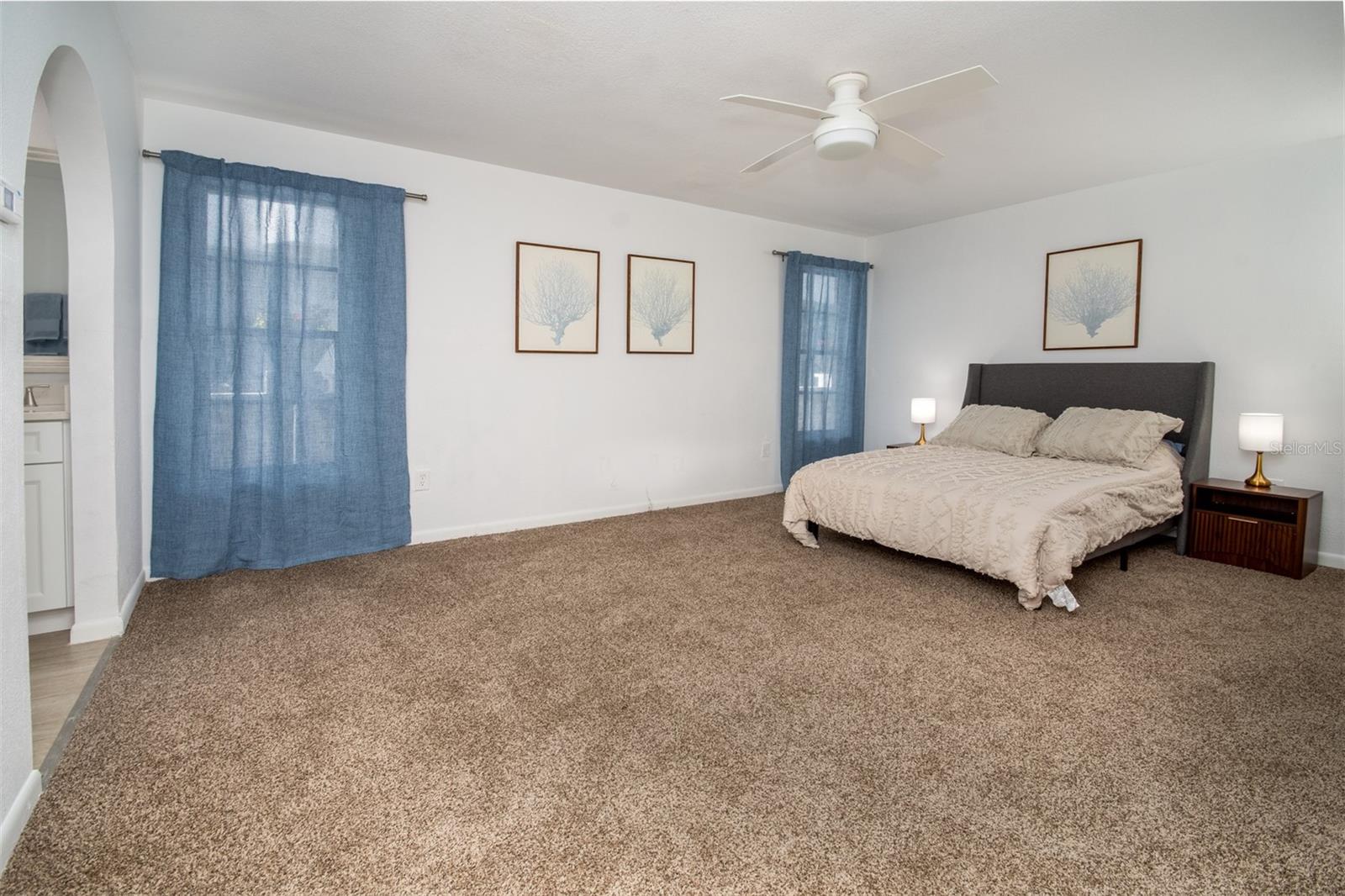 Image 16 of 33 For 2504 Hibiscus Drive W