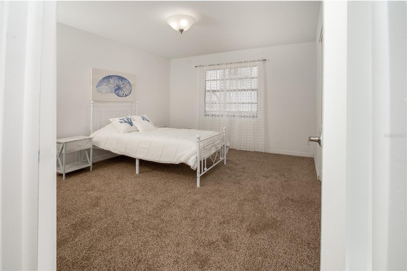 Image 28 of 33 For 2504 Hibiscus Drive W