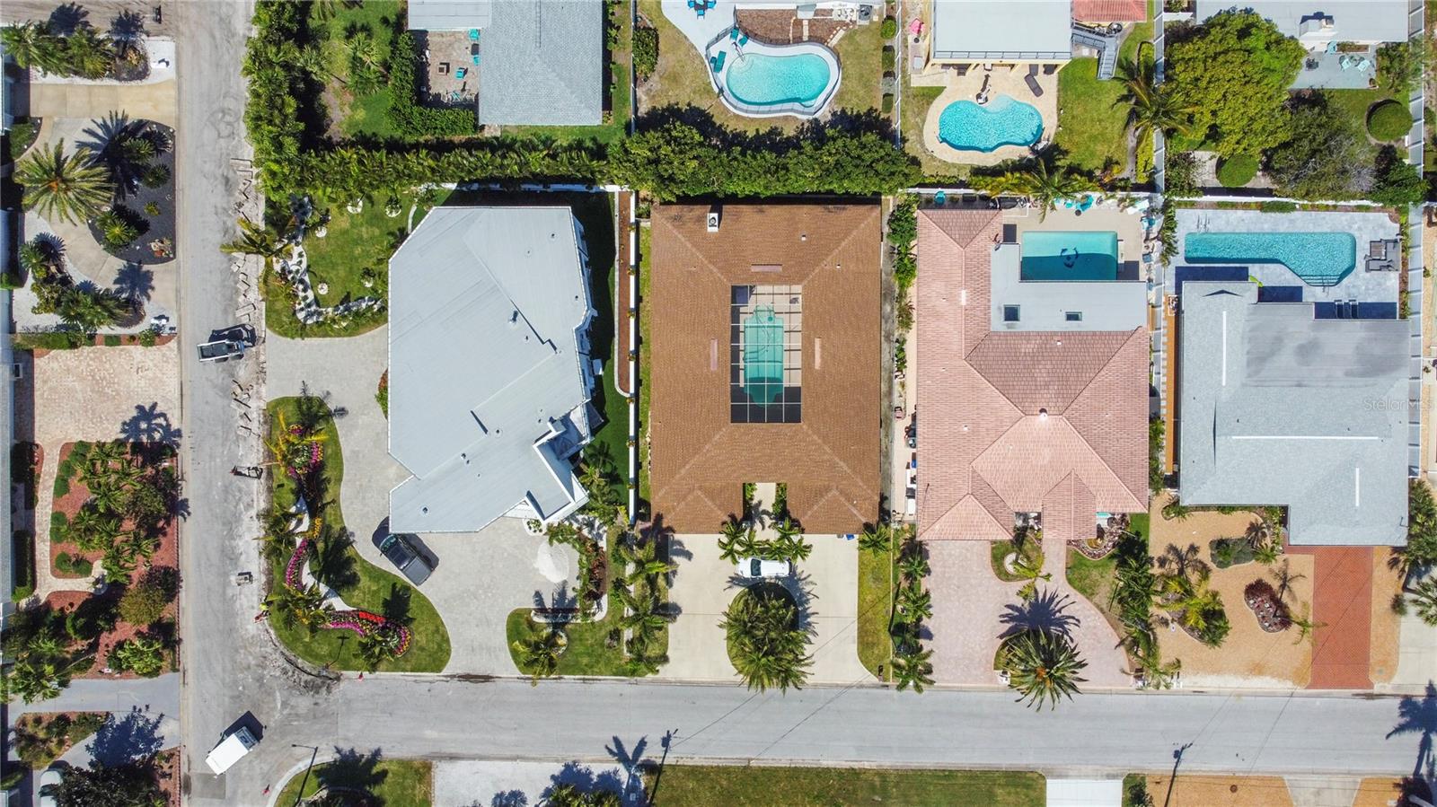 Image 7 of 33 For 2504 Hibiscus Drive W