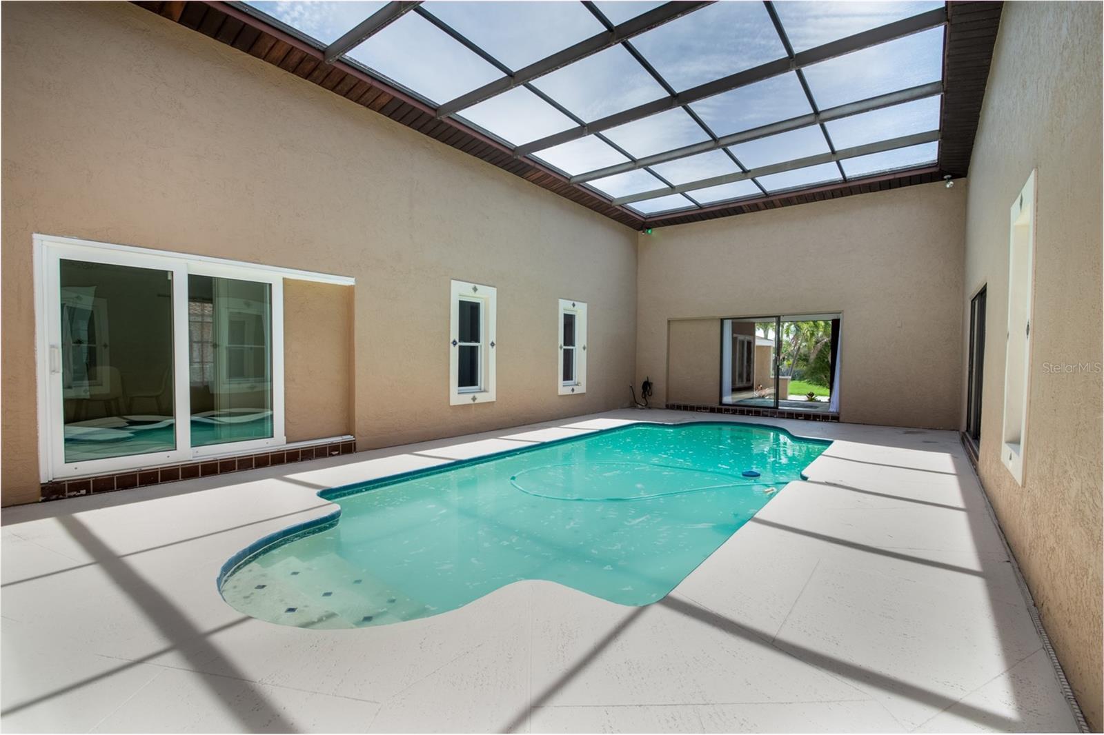 Image 9 of 33 For 2504 Hibiscus Drive W